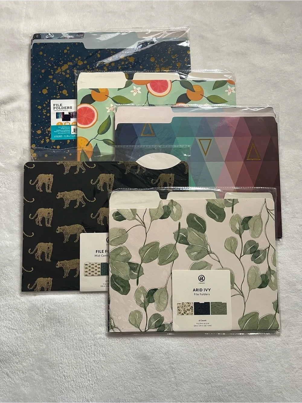 Pen + Gear Assorted file folder designs. Not sure how many total.